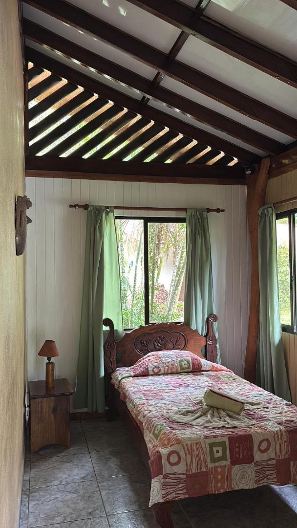Hotel Suizo Loco Lodge & Resort Cahuita Εξωτερικό φωτογραφία