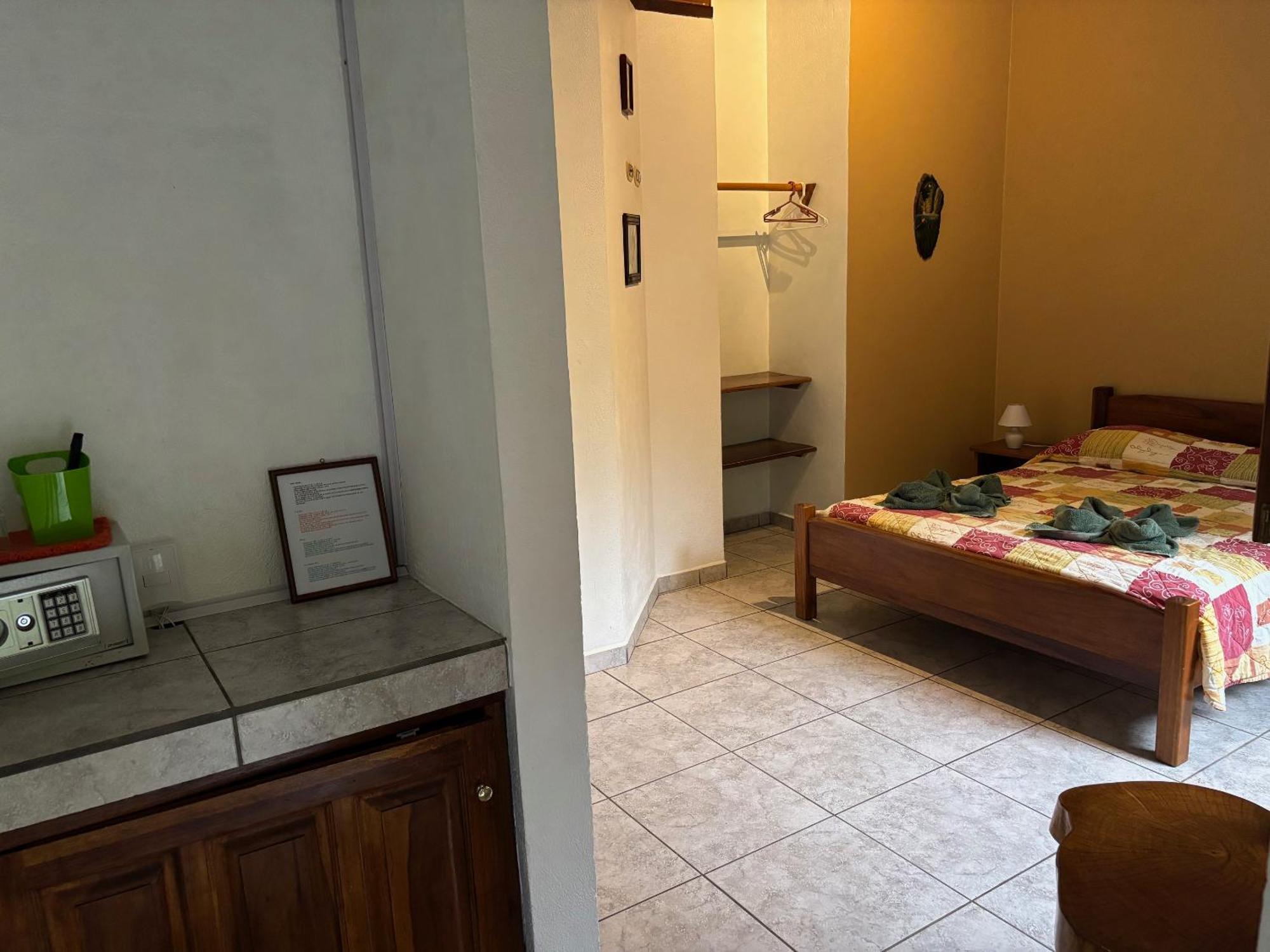 Hotel Suizo Loco Lodge & Resort Cahuita Εξωτερικό φωτογραφία