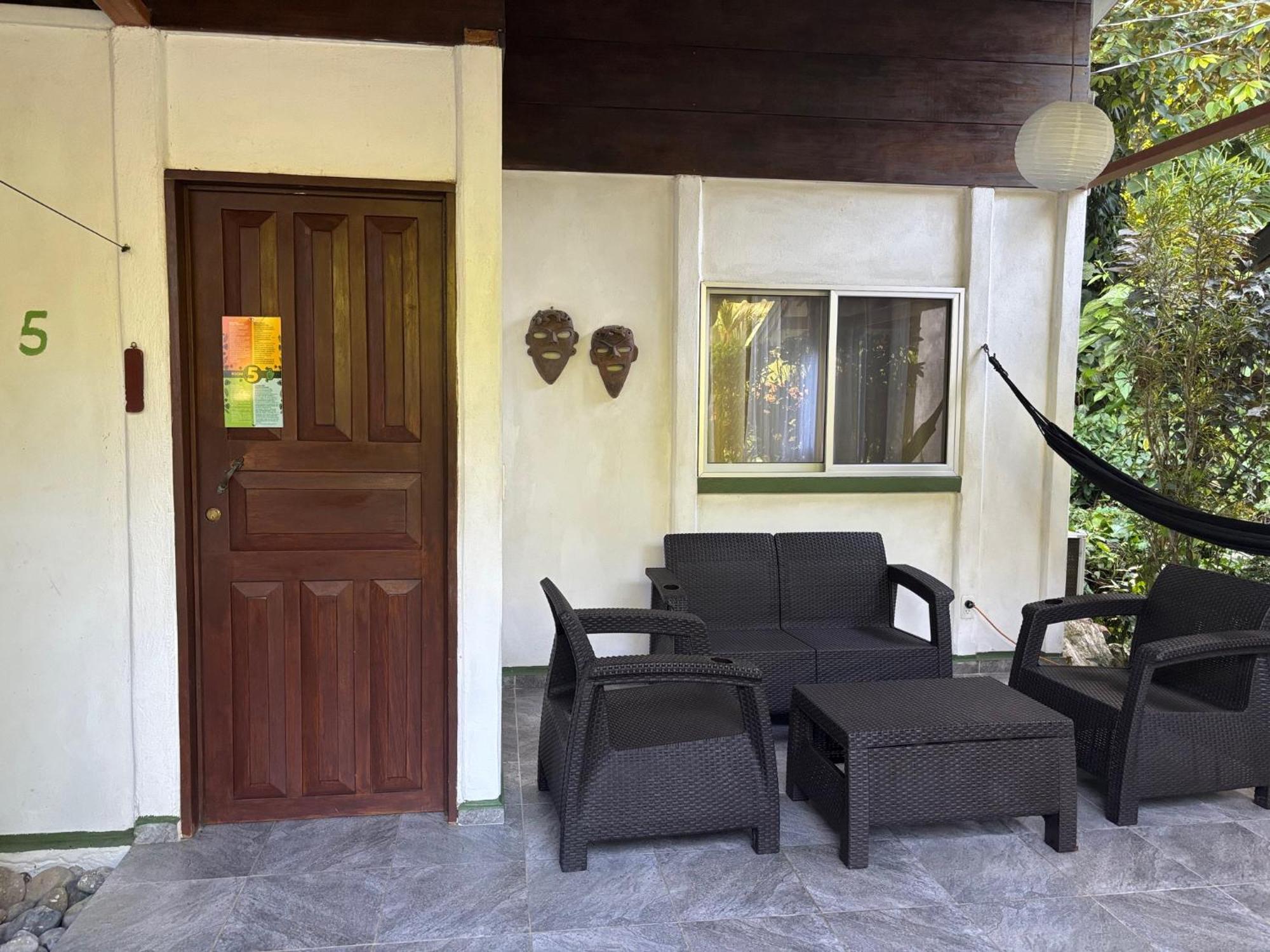 Hotel Suizo Loco Lodge & Resort Cahuita Εξωτερικό φωτογραφία
