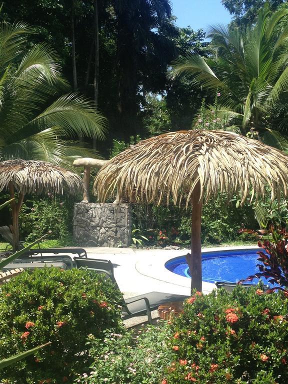 Hotel Suizo Loco Lodge & Resort Cahuita Εξωτερικό φωτογραφία