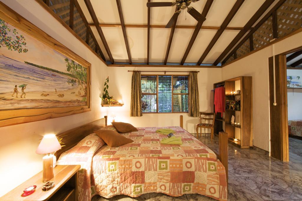 Hotel Suizo Loco Lodge & Resort Cahuita Δωμάτιο φωτογραφία