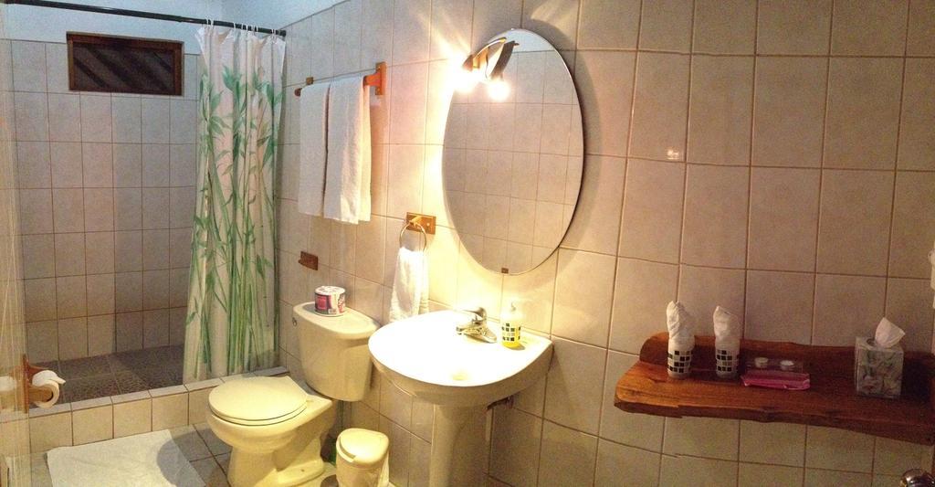 Hotel Suizo Loco Lodge & Resort Cahuita Δωμάτιο φωτογραφία