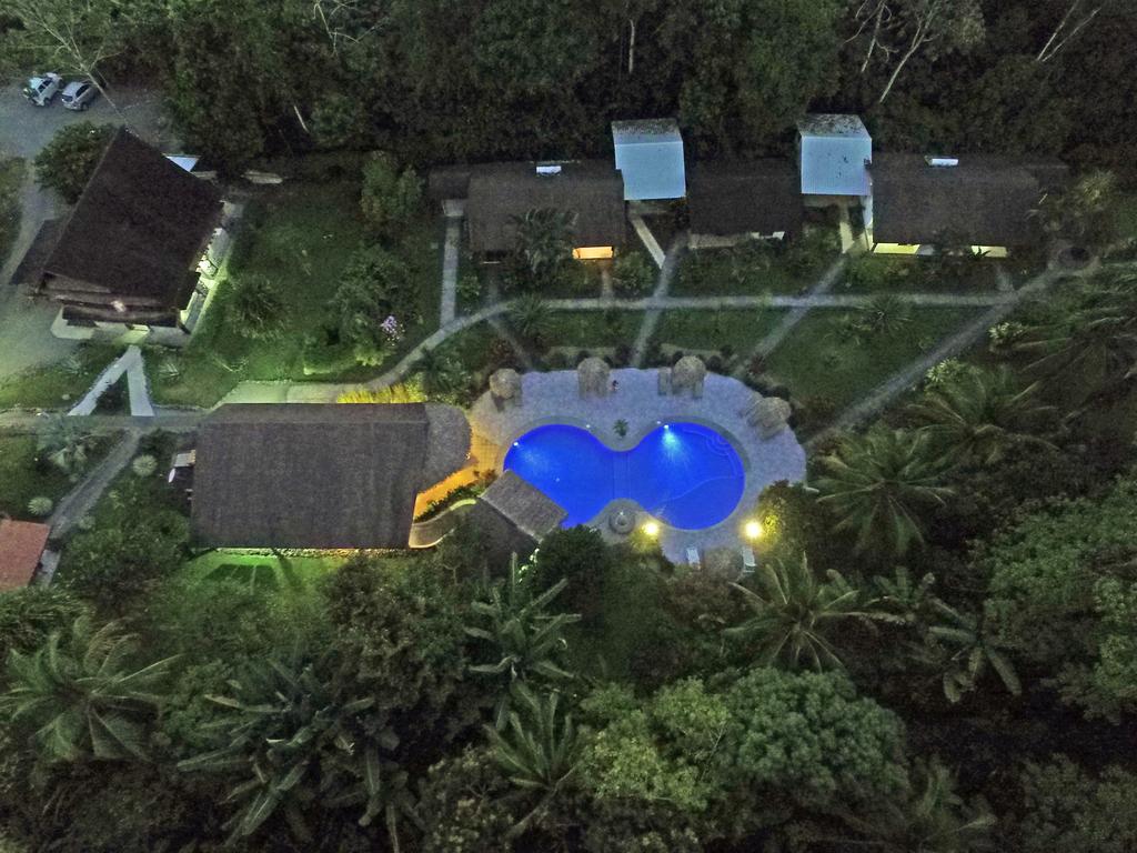 Hotel Suizo Loco Lodge & Resort Cahuita Εξωτερικό φωτογραφία